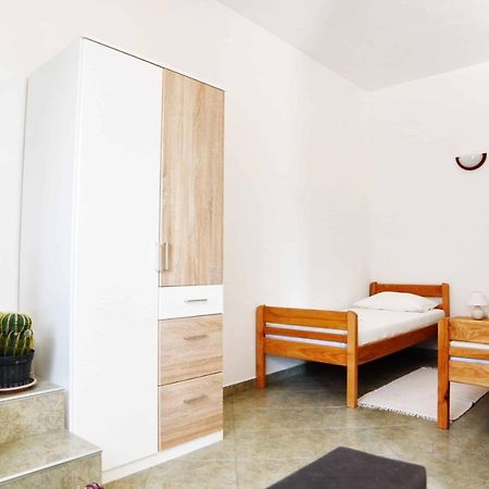 Apartman Verde Pridraga Exterior photo