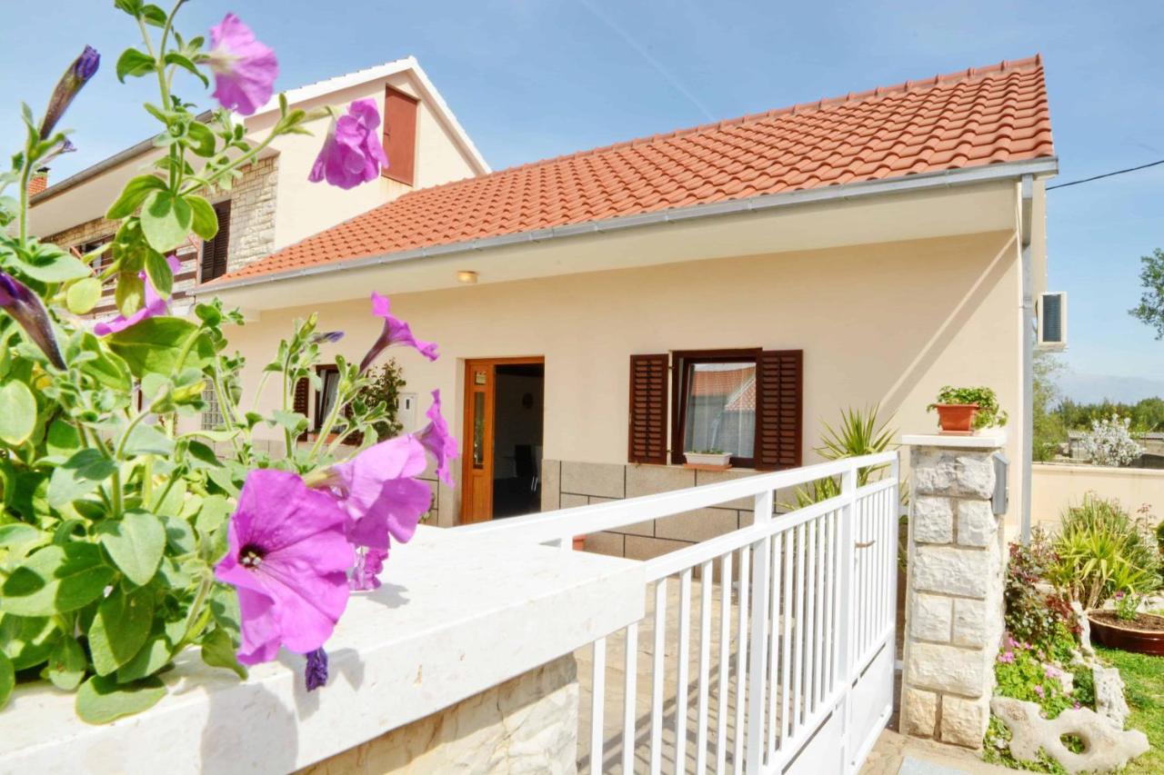 Apartman Verde Pridraga Exterior photo